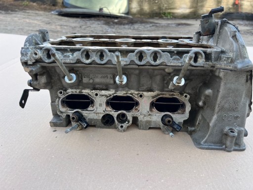 AUDI A8 D4 3.0 TFSI CTU head. of the engine right 06E103404M 06E103286