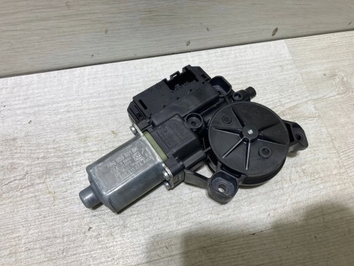 6r0959801br - Volkswagen beetle a5 5c 2014 мотор лівого скла