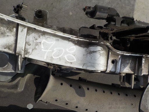 708 FORD GRAND C-MAX II MK2 predné čelo rámik svetla