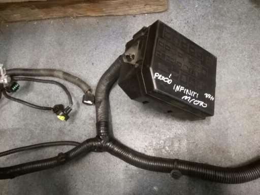 INFINITI Q70 M M35H ГИБРИДНЫЙ БЛОК ПРЕДОХРАНИТЕЛЕЙ