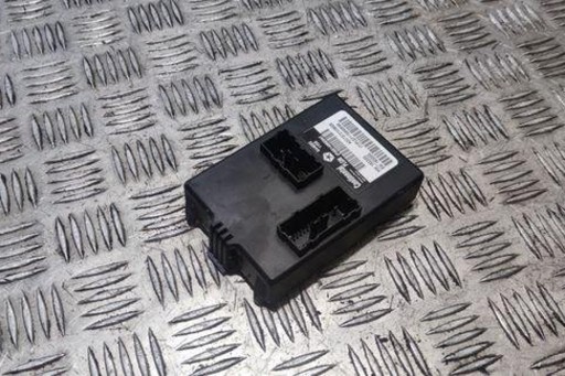 Модуль задней двери jeep grand cherokee iv (wk, wk2) 68140669af 3.6l