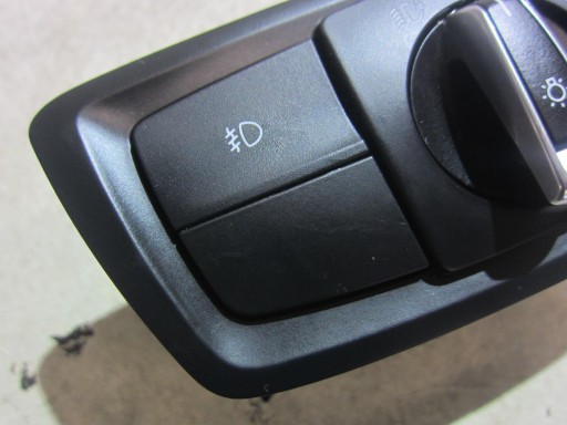 BMW X1 F48 B46 F22 F23 F39 PANEL switch switch of the lights 6847518