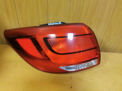 Licht links heck KIA SPORTAGE III LIFT 92401-3W5 EU