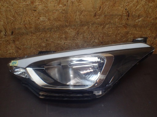 LIGHT FRONT LEFT HYUNDAI I20 14- 92101 C8000