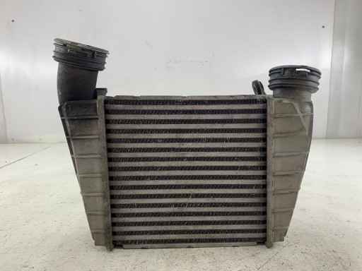 VW PHAETON and 3.0 TDI radiator of the intercooler 3D0145788