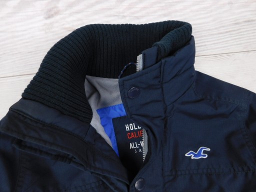 HOLLISTER__LEKKO OCIEPLANA NA POLARZE__GRANATOWA__L