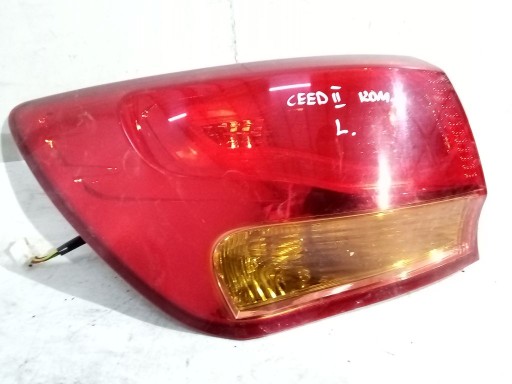 Kia Ceed 2 II kombi Licht links heck hinten