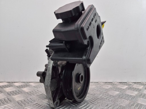 Mercedes E350 W212 servo pump A0064664501