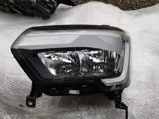 RENAULT MASTER IV light front left LED 260607867r