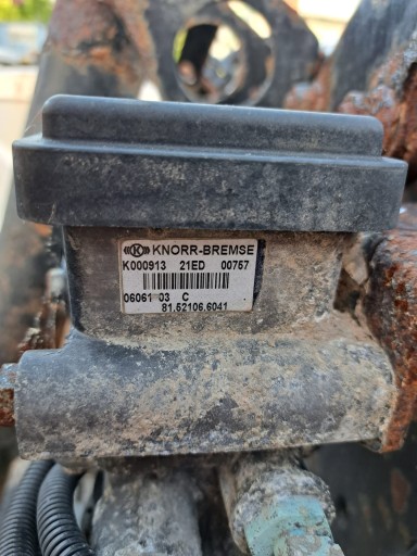 Модулятор переднього гальма MAN 81.52106.6041