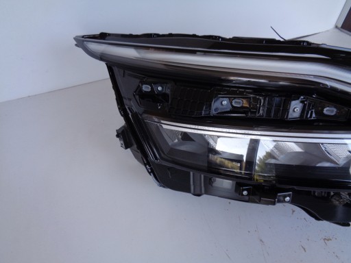 light right REFLEKTOR NISSAN QASHQAI III 22- FULL LED