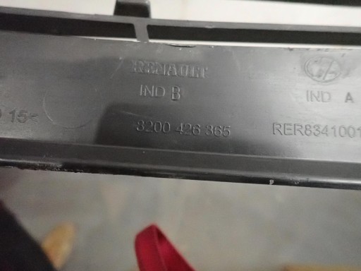 maska RENAULT MASTER II LIFT 2006-2010 8200426365