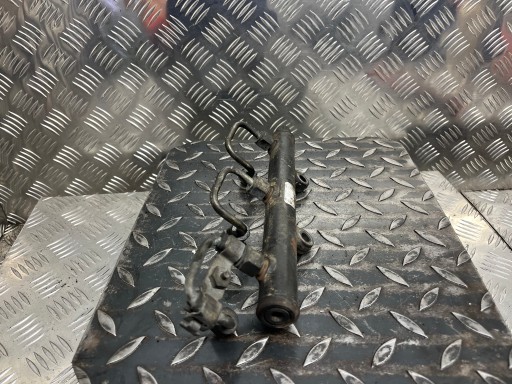 Rampe injection PEUGEOT 607 4R8Q-9D280-AC