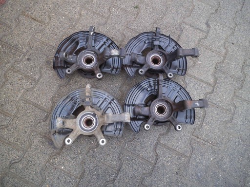 CLA117 - Mercedes cla 117 передний левый поворотный кулак