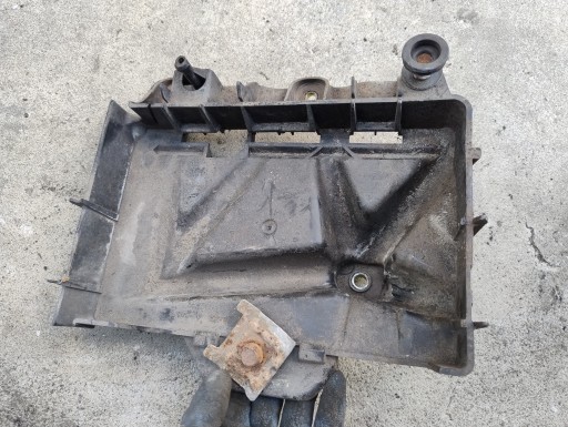 OBAL DRŽIAK AKUMULÁTORA VW AUDI SEAT SKODA 6Q0915331D