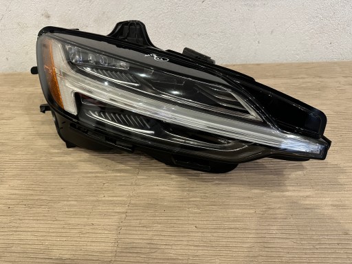 Volvo v60 ii s60 iii 18-21 лампа середня світлодіодна права в зборі сша