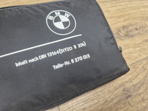 BMW kit de premiers secours PIERWSZEJ POMOCY FIRST AID KIT F87 F30 F80 E60 F10 F13 8270015