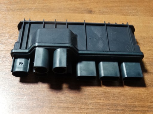 IDEALNY ROZDZIELACZ PRADU BMW G02 G30 1 9