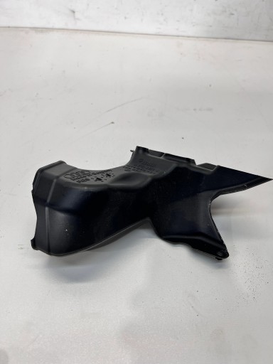drain POWIETRZNY TUNEL left AUDI A6 C8 4K1819151