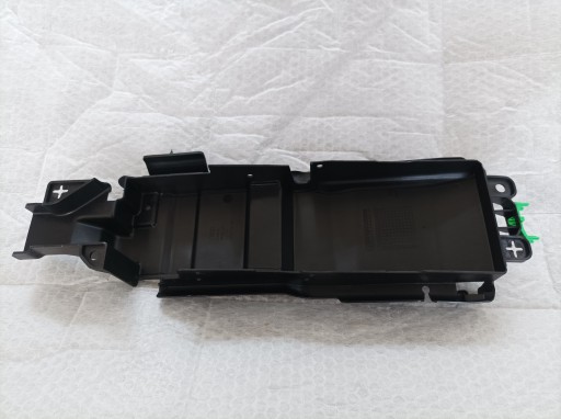 AUDI A4 B9 8W Couverture tablier moteur Support plaque du levier de vitesse 8W0863051B