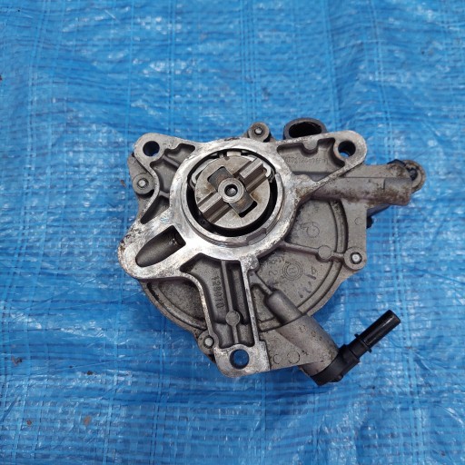 VACUM pump PEUGEOT 3008 5008 2,0 HDI