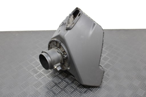 cover of a filter, air 4G0133843AC AUDI A6 C7 4G0 4G9 LIFT