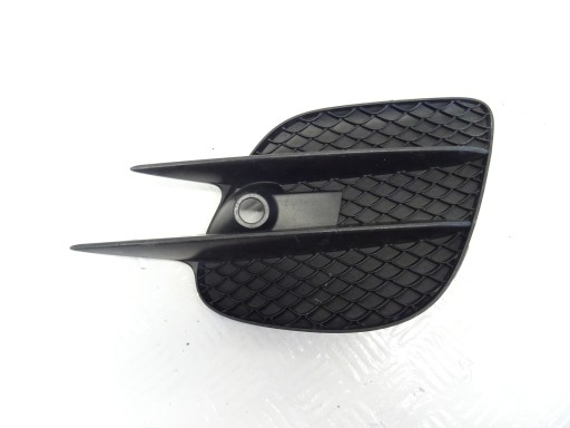 grid of a bumper right front MERCEDES W253 AMG A2538853600