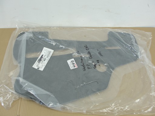 ПІНА ЗВУЧНА ДВЕРІ ПЕРЕДНЯ ПРАВА TOYOTA COROLLA E12 01-08 67831-02120