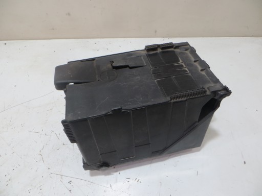 9663615380 - PEUGEOT 5008 3008 КОРПУС КРИШКА АКУМУЛЯТОРА