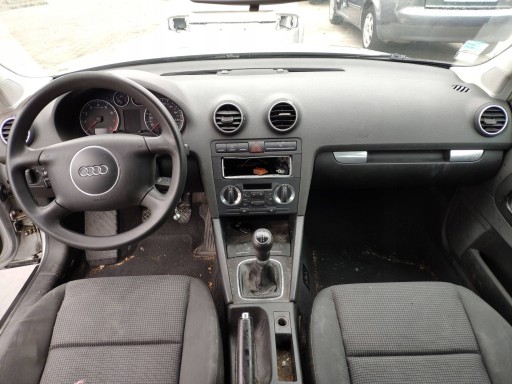 AUDI A3 8P 03-08 přístrojová deska konzola kokpit airbagy POWIETRZNE airbag napínací pásy 3D