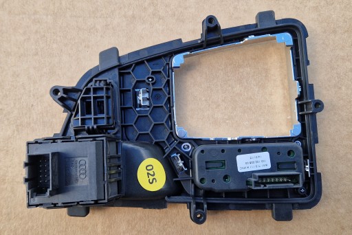 Châssis MIESZKA AUDI A4 B8 B9 8W1713111A Comme Neuf Original