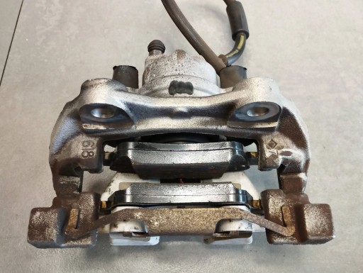 Mercedes-Benz CLS C218 caliper right rear part
