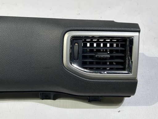 Panel of the dashboard rozdzielczej dekor grid air conditioning devices Nissan Titan 2016r