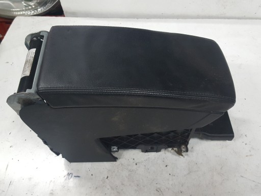 VW PASSAT B6 05R-підлокітник