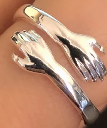 LOVE RING LOVE CLOSED HANDS GIFT 2033