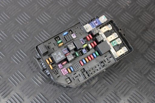 Kasten der Sicherungen Gehäuse 10837494 MG ZS LIFT FL 2024