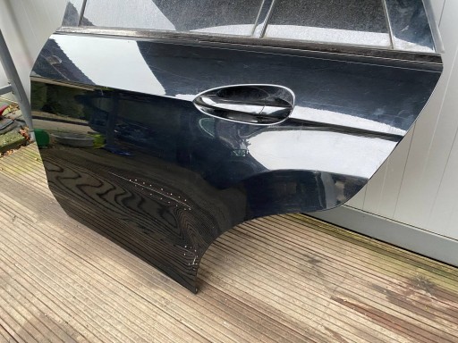MERCEDES W212 KOMBI door left rear part rear. black, 197