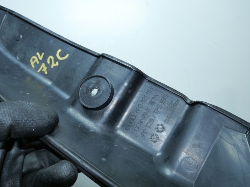 AUDI A3 8P insonorizzazione parafango sinistra anteriore 8P0821111B