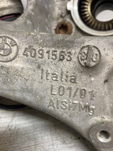 fordítsd lengőkarok bal far BMW G30 4091563