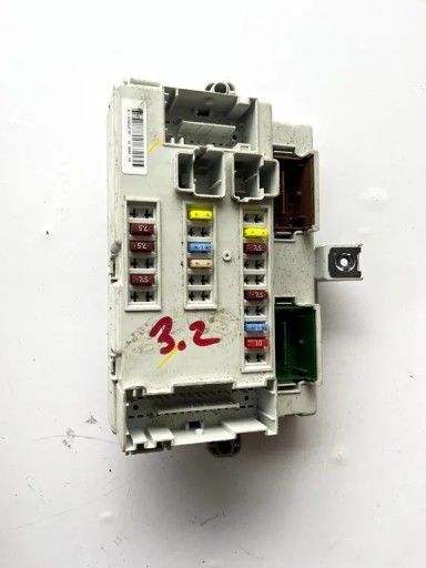 P68236669AE - JEEP CHEROKEE KL МОДУЛЬ КОМФОРТУ КОРОБКА БЕЗП. BCM