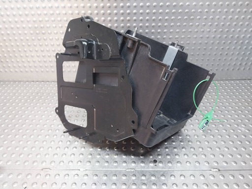 držiak Obal akumulátora 8V21-10723-AC FORD FIESTA MK7
