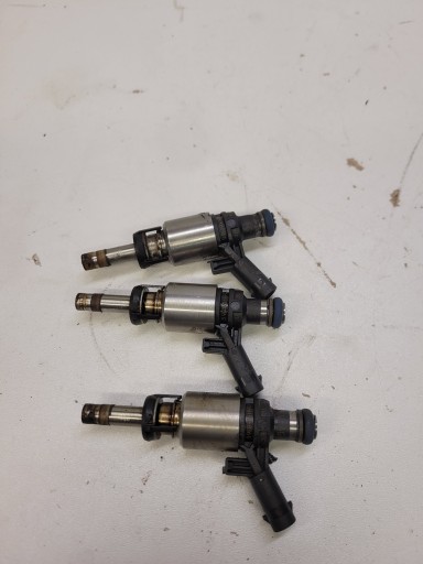 nozzle injector AUDI VW 1.8 2.0 TFSI 06H906036G