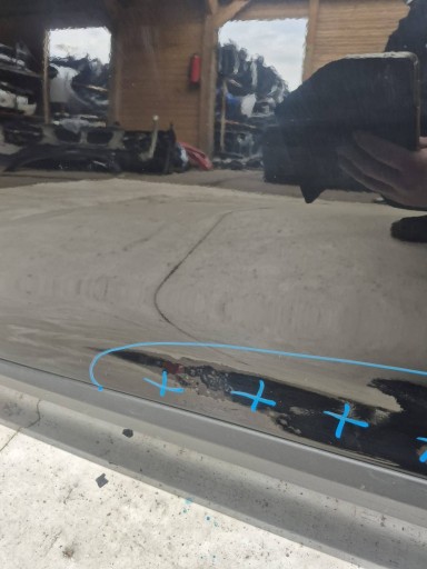 KIA NIRO and 16- door left front front