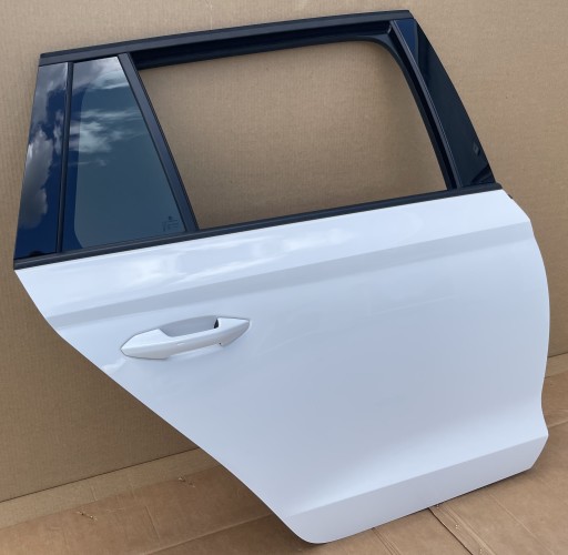 Tür SKODA OCTAVIA IV KOMBI W Farbe LF9E Original wie neu ohne MALOWANIA