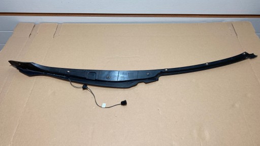 1041594-00 - Полоска датчика закрытия двери правая задняя tesla x