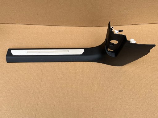 Audi A8 D4 moulding cover cap threshold left front 4H1867271C
