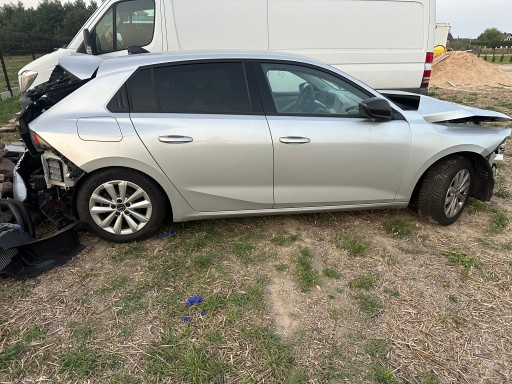 12345677 - ASTRA L 6 ЧВЕТРЕЙ ЗАДНЄ ПРАВЕ КРИЛО