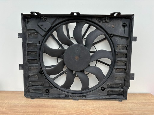 ventilátor chladiče PORSCHE CAYENNE 7P VW TOUAREG BDB 7P0121207 K75/NC701