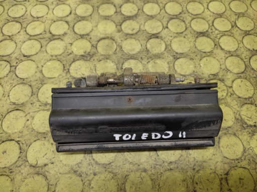 SEAT TOLEDO II handle bonnet rear part 1M5827561