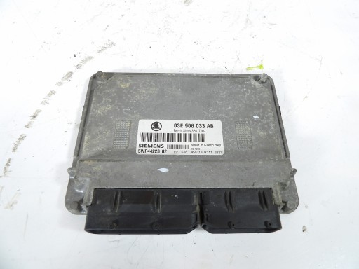 SKODA FABIA et 1.2B Unité de contrôle Moteur 03E906033AB